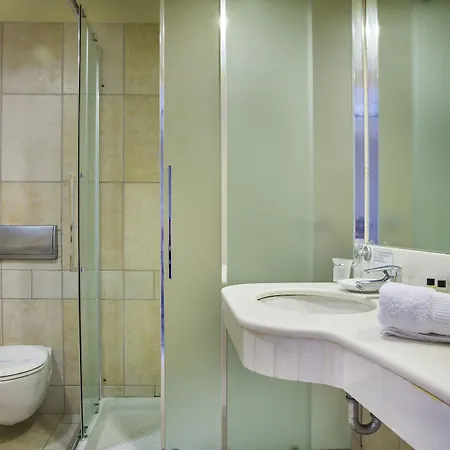 Almyra Otel